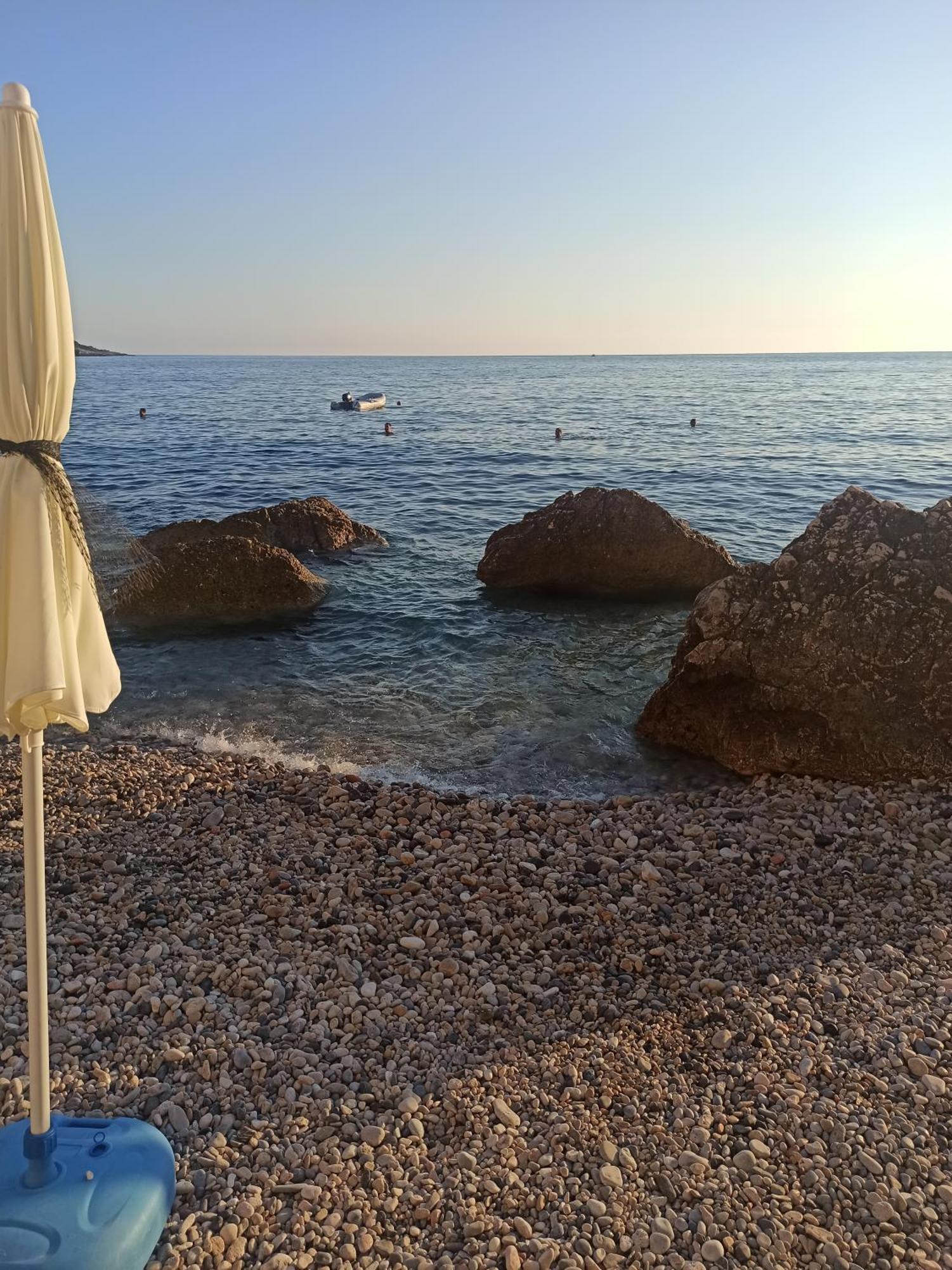 Seaside Apartment Kruce Улцинь Екстер'єр фото